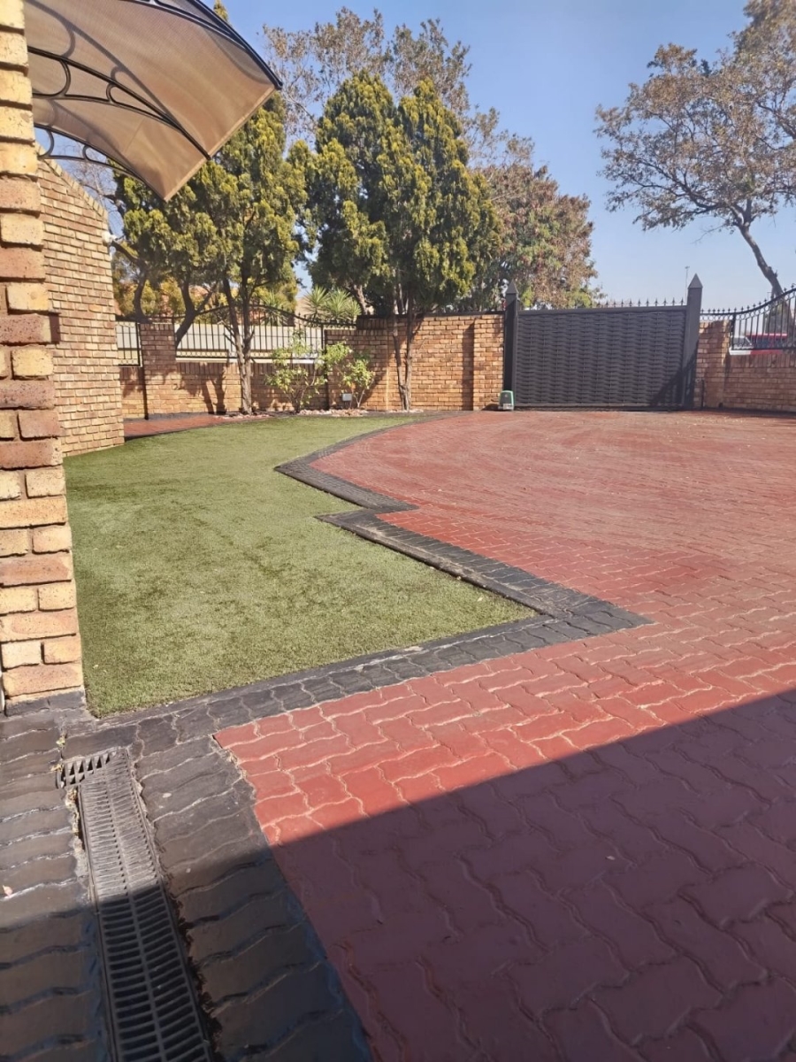 3 Bedroom Property for Sale in Atteridgeville Gauteng