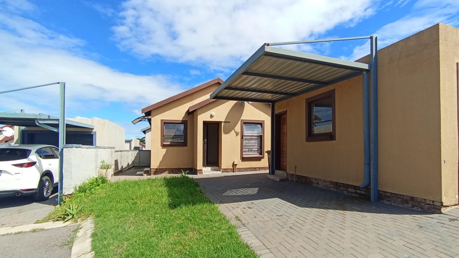 3 Bedroom Property for Sale in Kosmosdal Gauteng