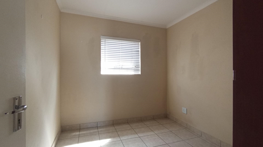 3 Bedroom Property for Sale in Kosmosdal Gauteng