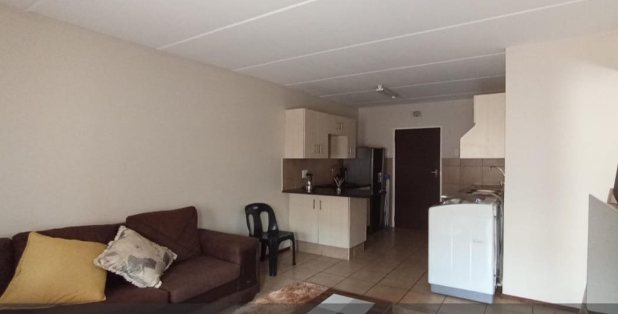 2 Bedroom Property for Sale in Erand Gardens Gauteng