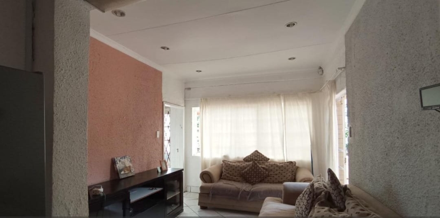 4 Bedroom Property for Sale in Sydenham Gauteng