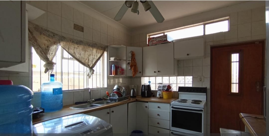 4 Bedroom Property for Sale in Sydenham Gauteng