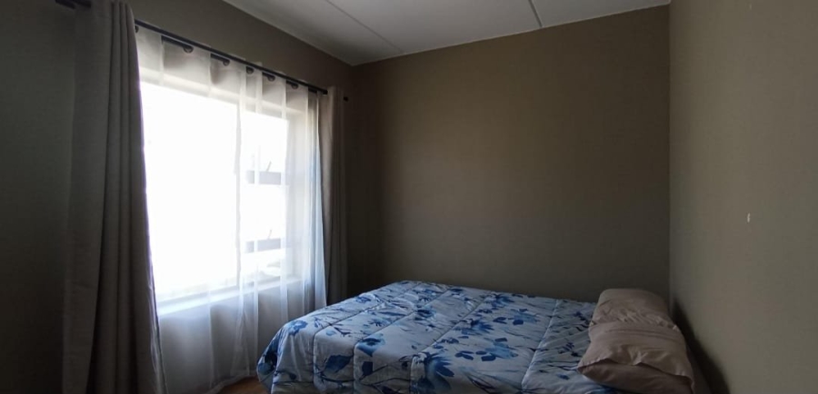 2 Bedroom Property for Sale in Glen Austin Gauteng
