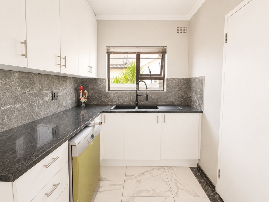 5 Bedroom Property for Sale in Sunnyridge Gauteng