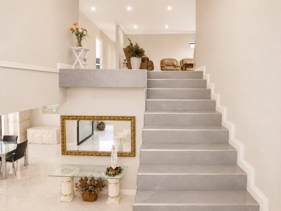 5 Bedroom Property for Sale in Sunnyridge Gauteng