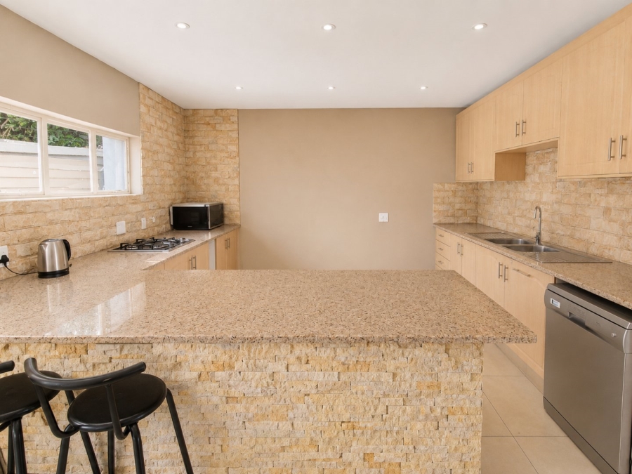 5 Bedroom Property for Sale in Sunnyridge Gauteng