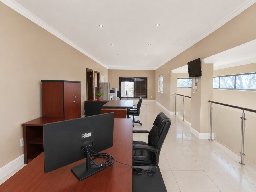5 Bedroom Property for Sale in Sunnyridge Gauteng