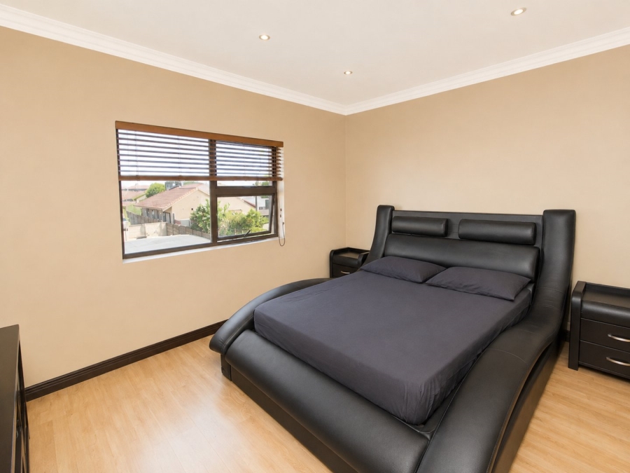 5 Bedroom Property for Sale in Sunnyridge Gauteng