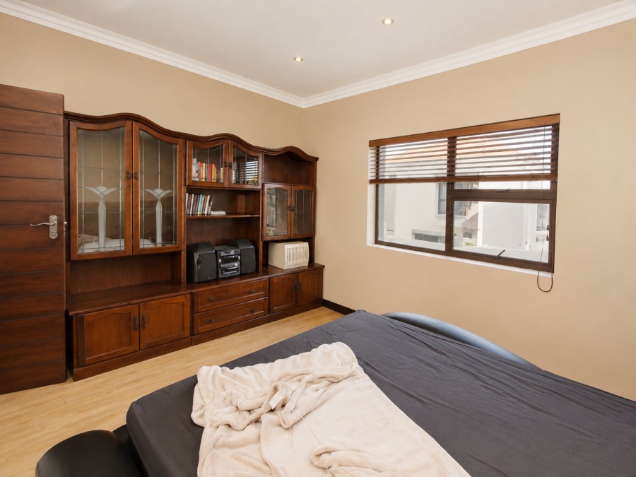 5 Bedroom Property for Sale in Sunnyridge Gauteng