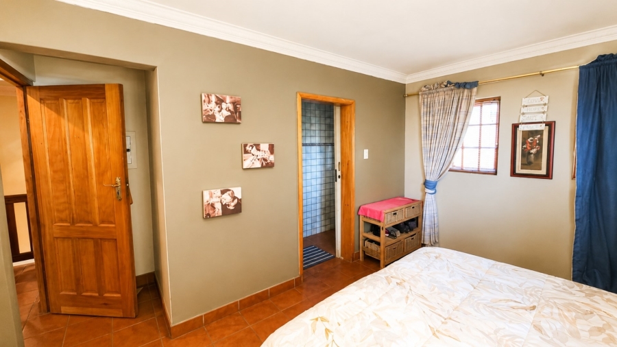 5 Bedroom Property for Sale in Rietondale Gauteng