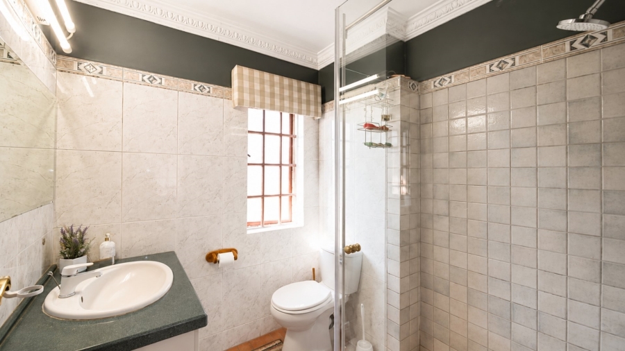5 Bedroom Property for Sale in Rietondale Gauteng