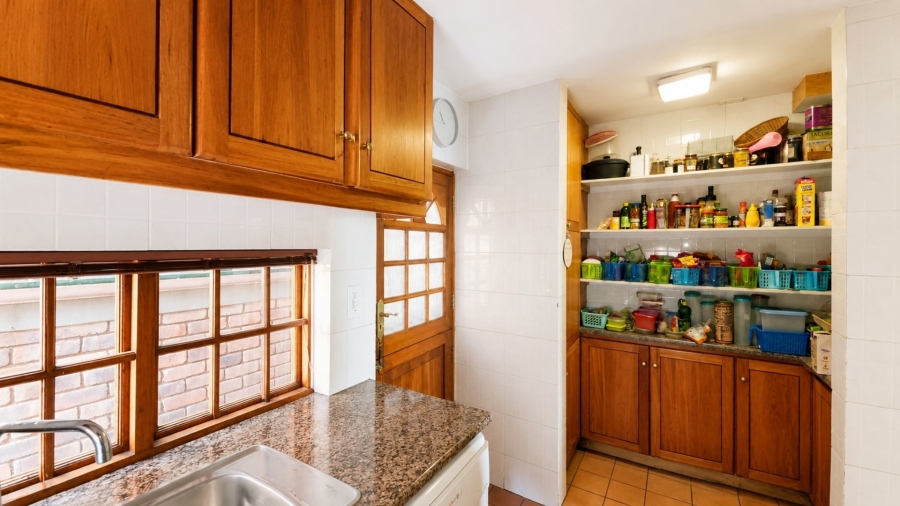 5 Bedroom Property for Sale in Rietondale Gauteng