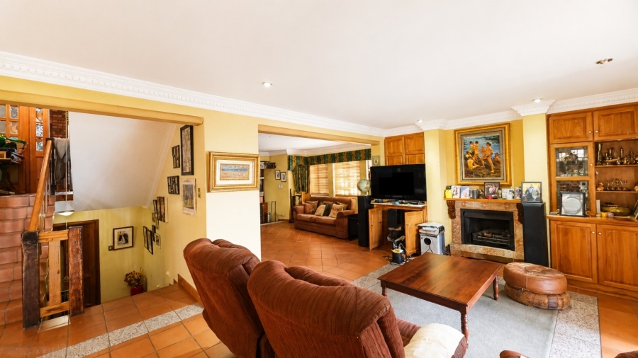 5 Bedroom Property for Sale in Rietondale Gauteng