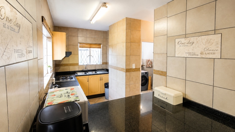 3 Bedroom Property for Sale in Pierre Van Ryneveld Gauteng