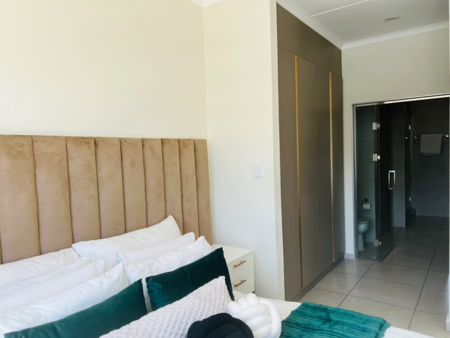 2 Bedroom Property for Sale in Greenstone Hill Gauteng