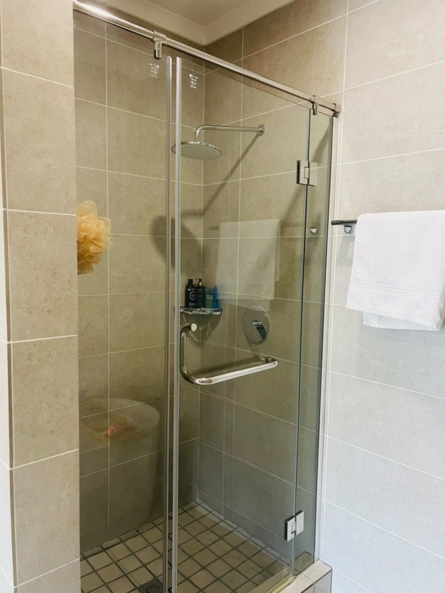 2 Bedroom Property for Sale in Greenstone Hill Gauteng