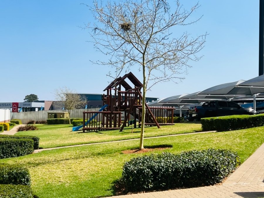 2 Bedroom Property for Sale in Greenstone Hill Gauteng