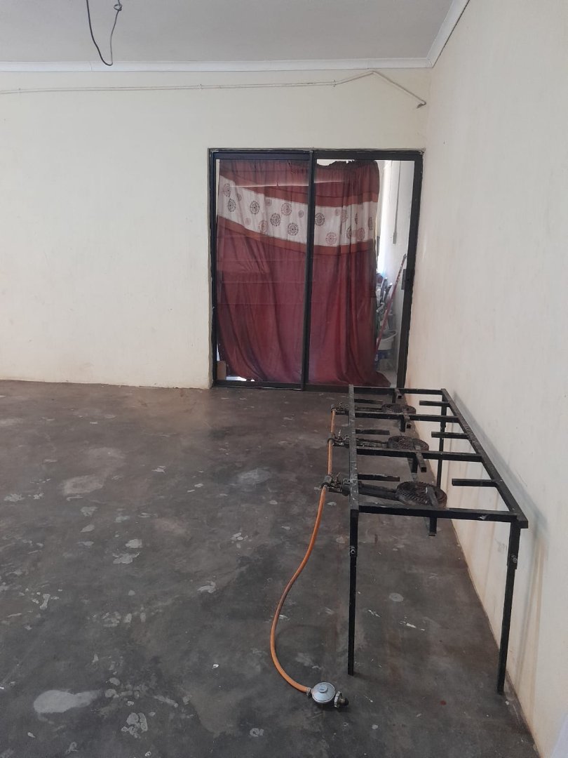 5 Bedroom Property for Sale in The Orchards Gauteng