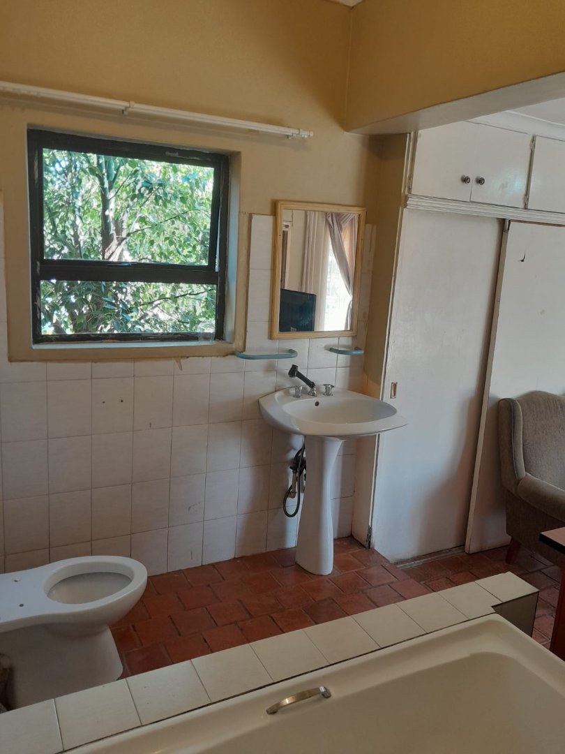 5 Bedroom Property for Sale in The Orchards Gauteng