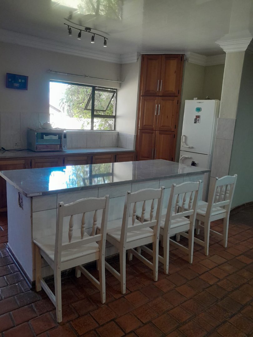 5 Bedroom Property for Sale in The Orchards Gauteng