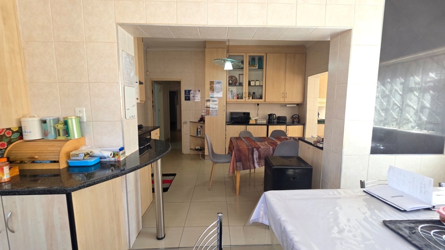  Bedroom Property for Sale in Erasmia Gauteng