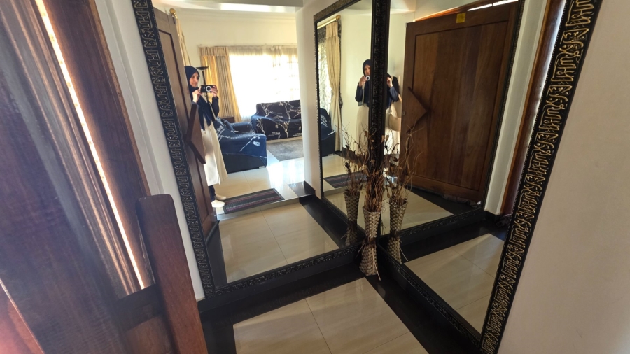  Bedroom Property for Sale in Erasmia Gauteng