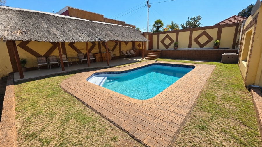  Bedroom Property for Sale in Erasmia Gauteng