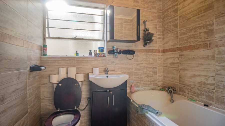 3 Bedroom Property for Sale in Klopperpark Gauteng