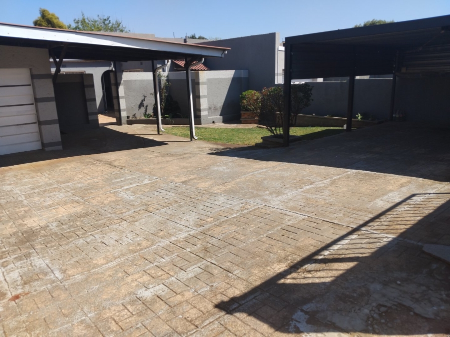 3 Bedroom Property for Sale in Klopperpark Gauteng