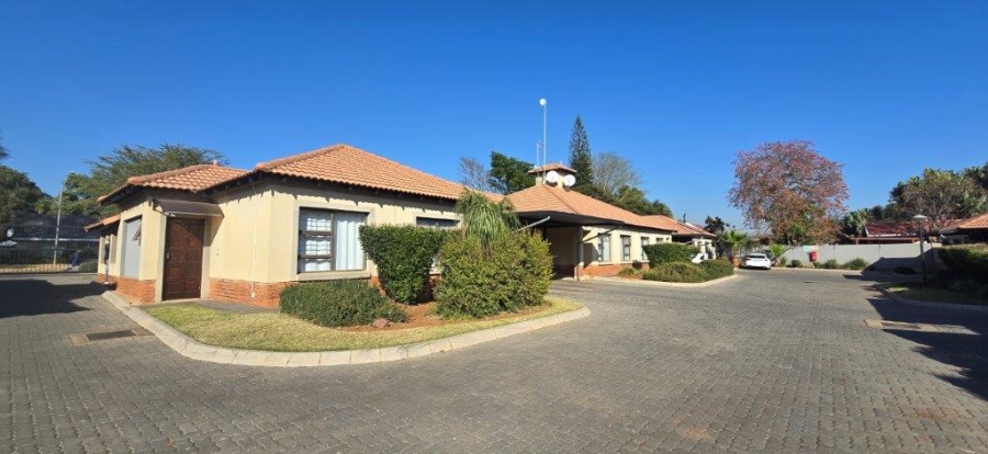 3 Bedroom Property for Sale in Sinoville Gauteng