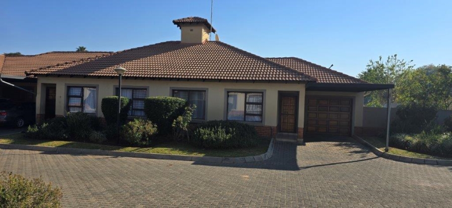 3 Bedroom Property for Sale in Sinoville Gauteng