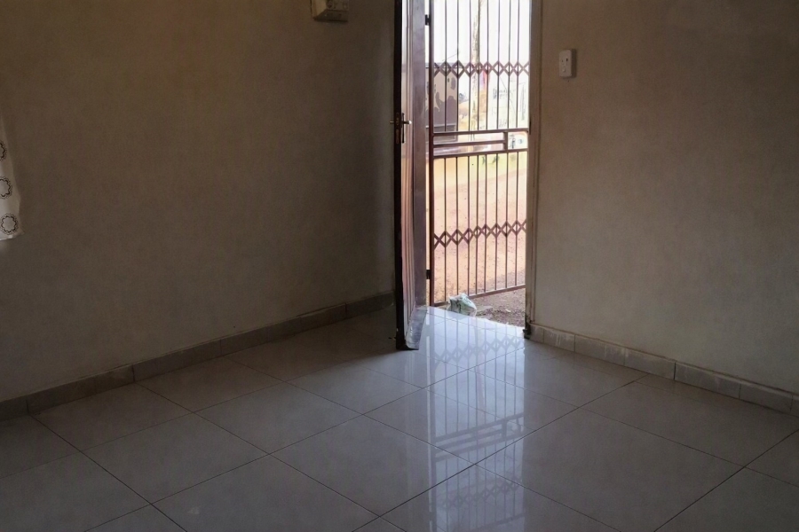 2 Bedroom Property for Sale in Soshanguve South Ext 13 Gauteng