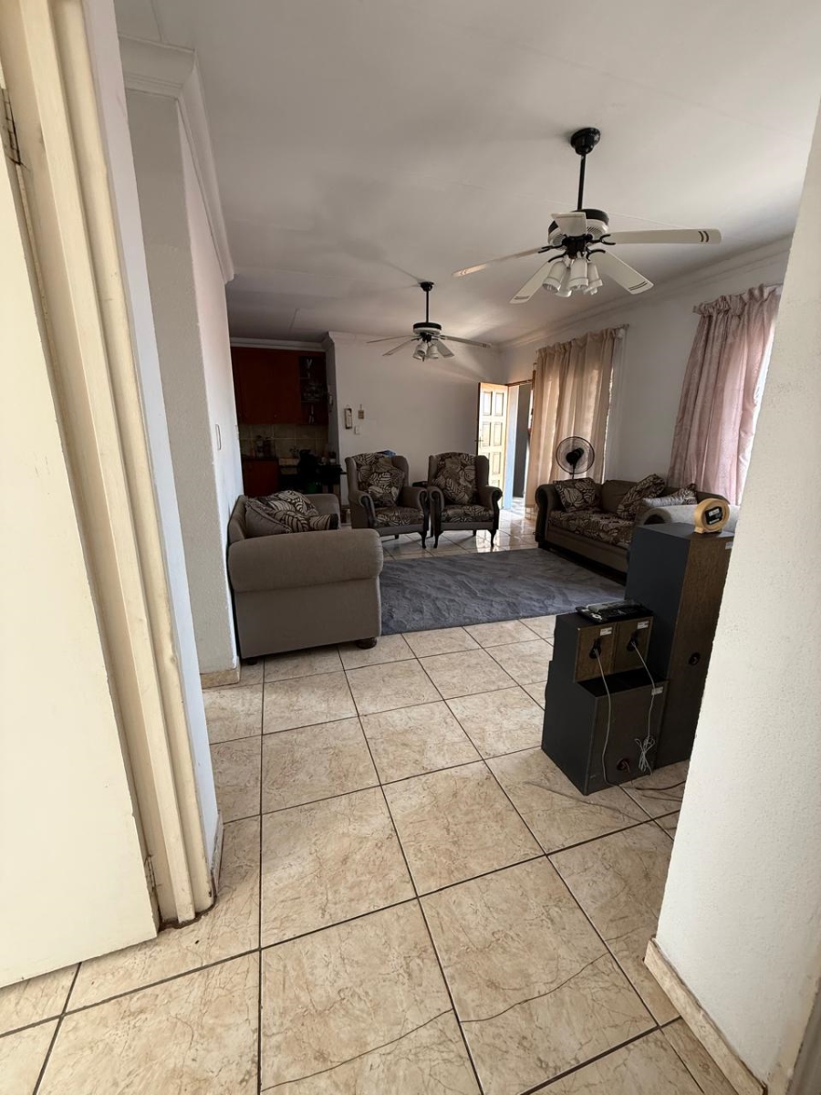 2 Bedroom Property for Sale in Bergsig Gauteng