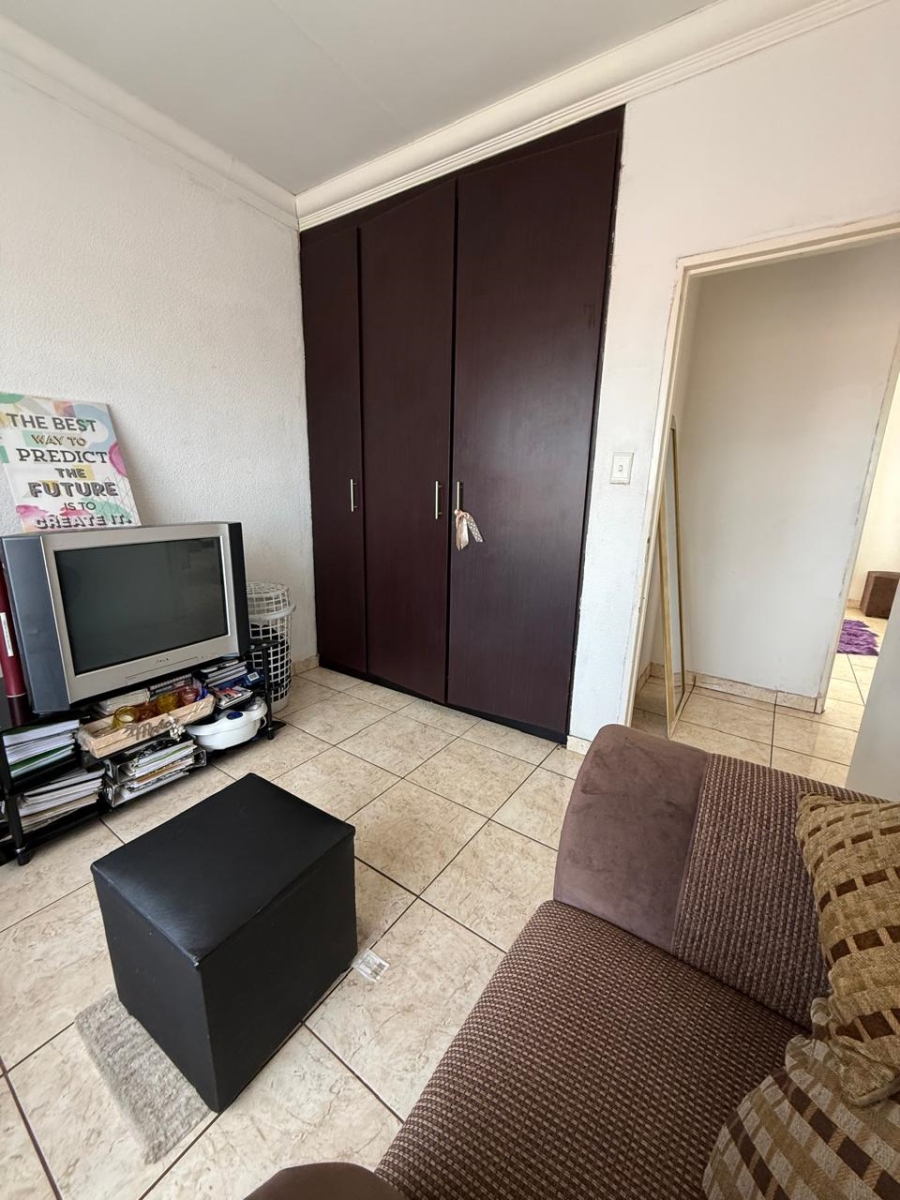 2 Bedroom Property for Sale in Bergsig Gauteng