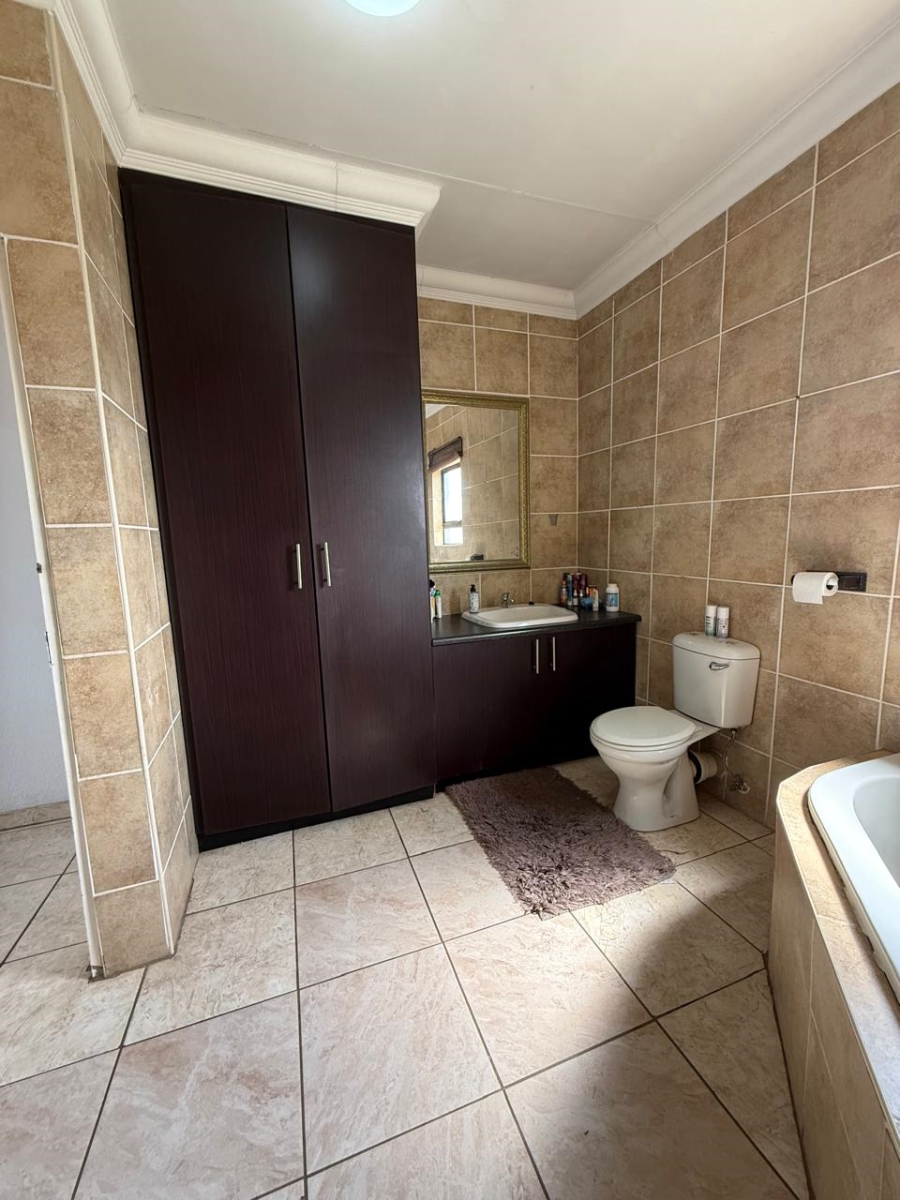 2 Bedroom Property for Sale in Bergsig Gauteng