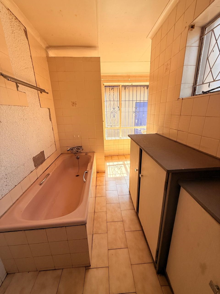 4 Bedroom Property for Sale in Brackenhurst Gauteng