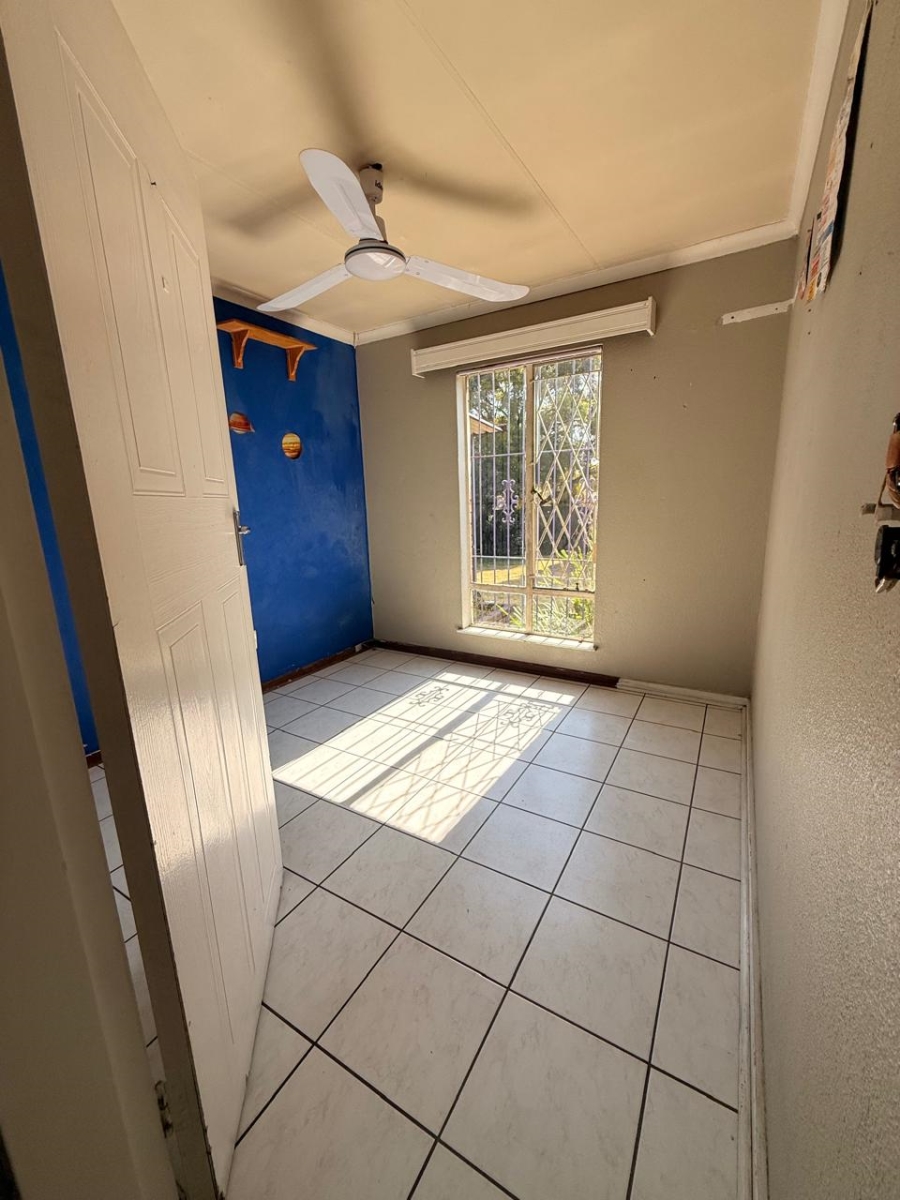 4 Bedroom Property for Sale in Brackenhurst Gauteng