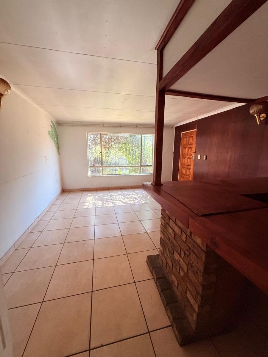 4 Bedroom Property for Sale in Brackenhurst Gauteng