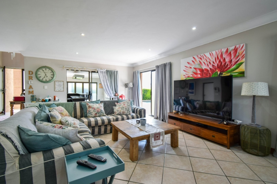 4 Bedroom Property for Sale in Zambezi Country Estate Gauteng