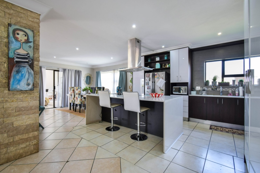 4 Bedroom Property for Sale in Zambezi Country Estate Gauteng