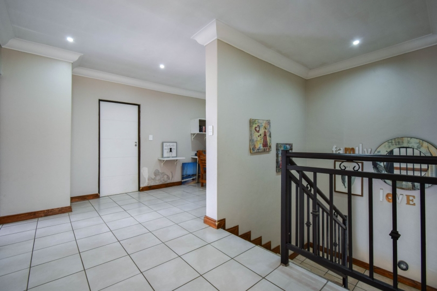 4 Bedroom Property for Sale in Zambezi Country Estate Gauteng