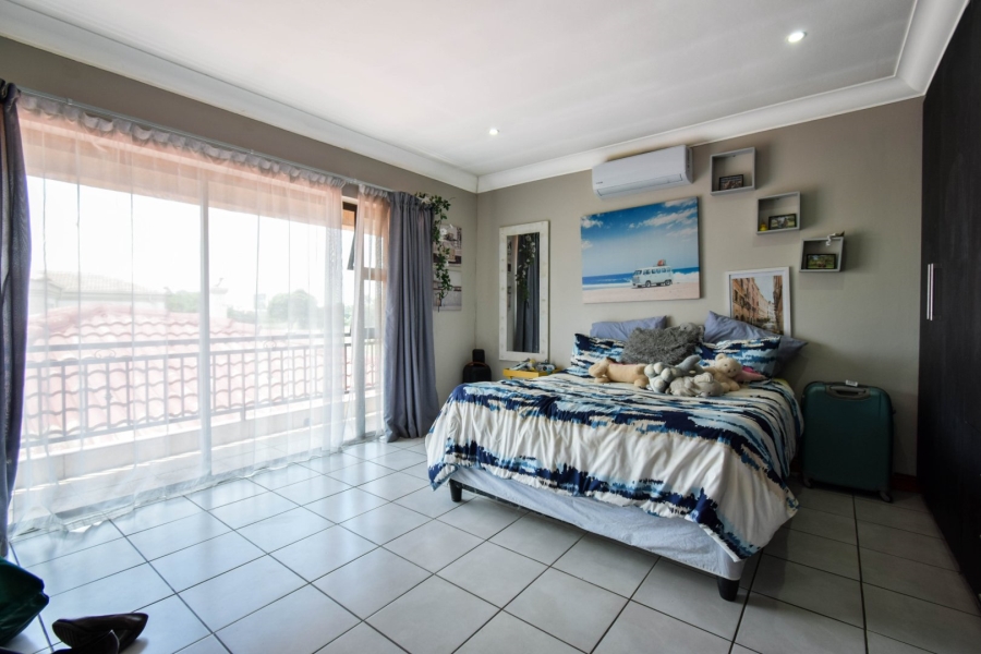 4 Bedroom Property for Sale in Zambezi Country Estate Gauteng