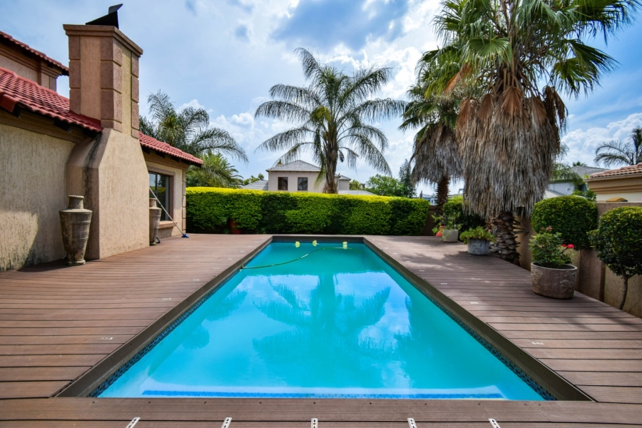 4 Bedroom Property for Sale in Zambezi Country Estate Gauteng