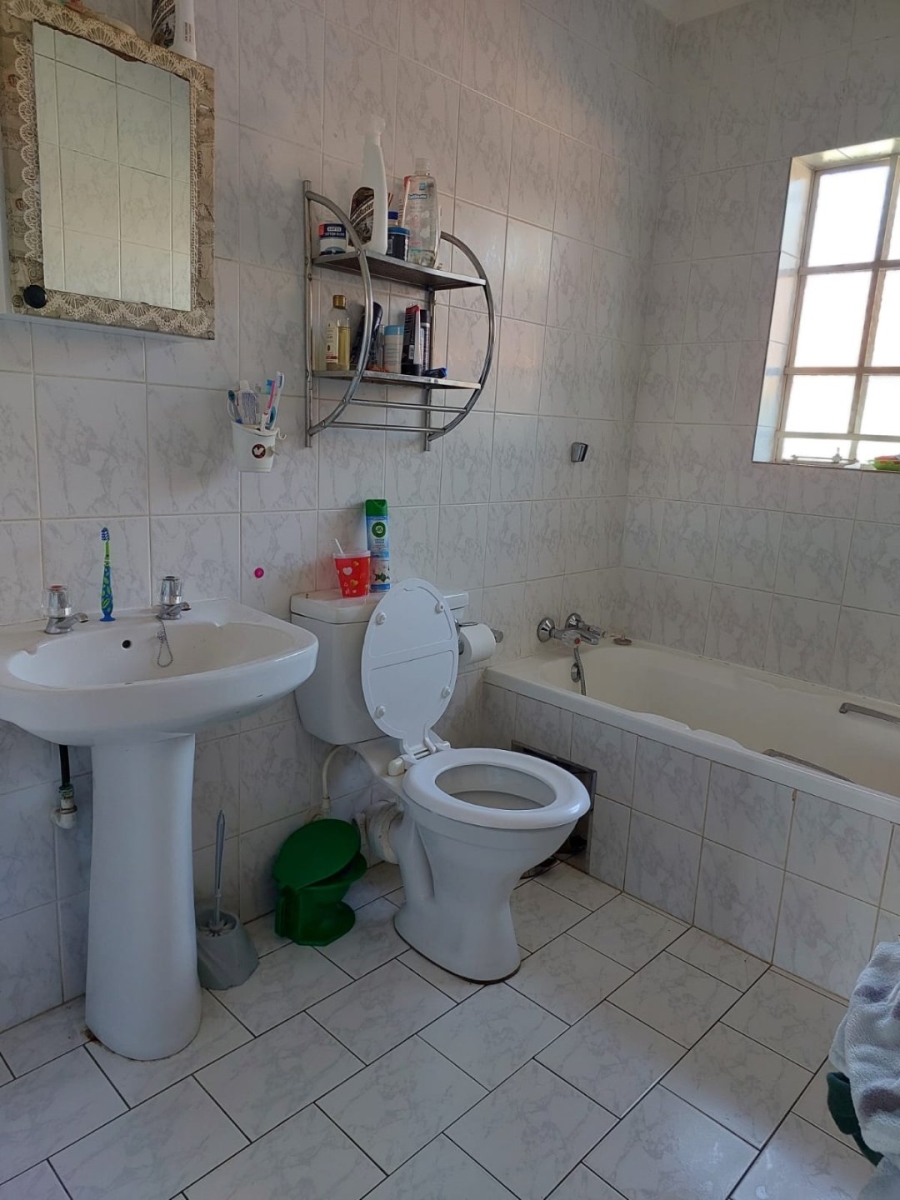 3 Bedroom Property for Sale in Annlin Gauteng