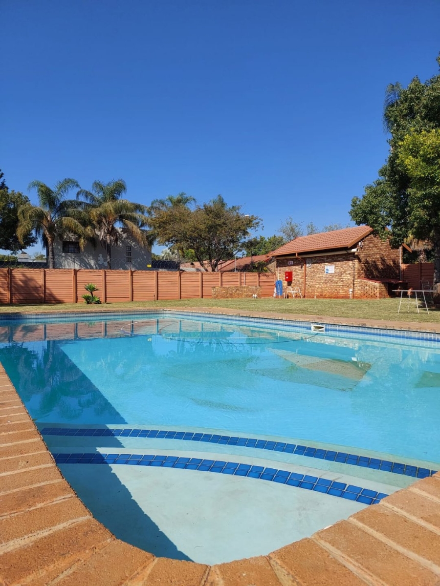 3 Bedroom Property for Sale in Annlin Gauteng