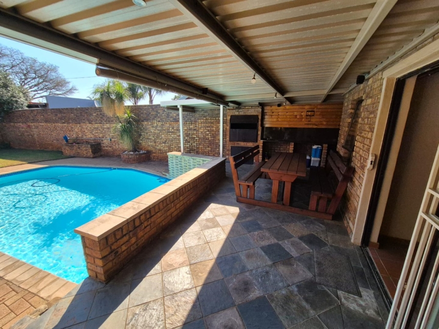 3 Bedroom Property for Sale in Doornpoort Gauteng