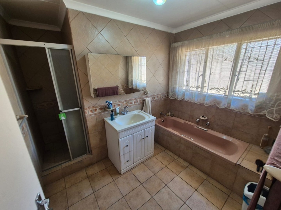 3 Bedroom Property for Sale in Doornpoort Gauteng