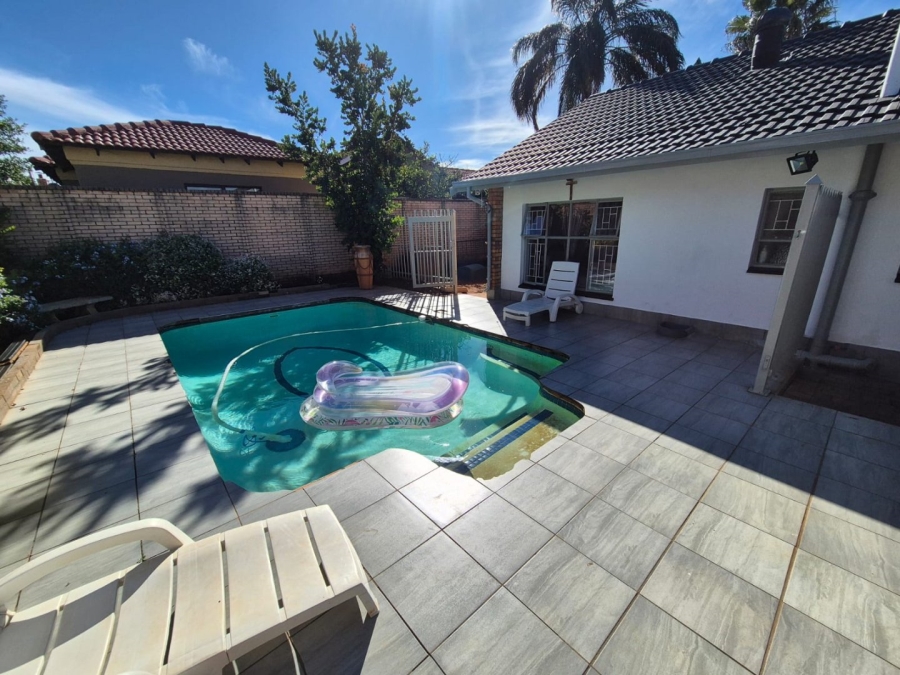 3 Bedroom Property for Sale in Montana Tuine Gauteng