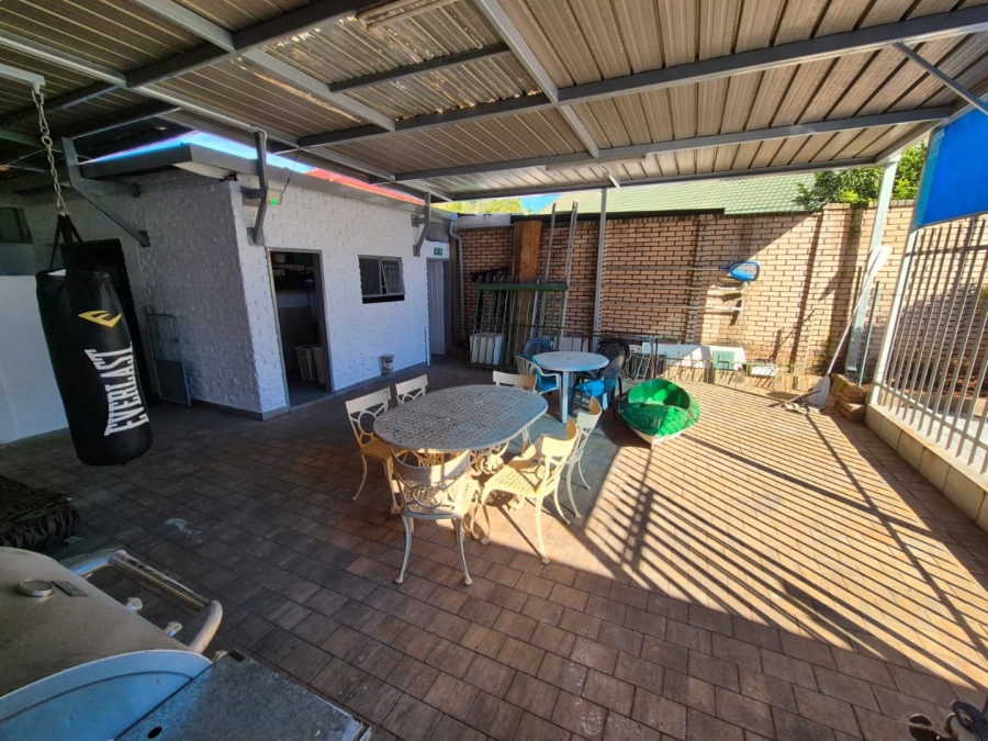 3 Bedroom Property for Sale in Montana Tuine Gauteng