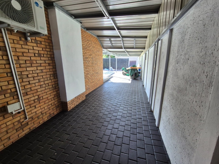 3 Bedroom Property for Sale in Montana Tuine Gauteng
